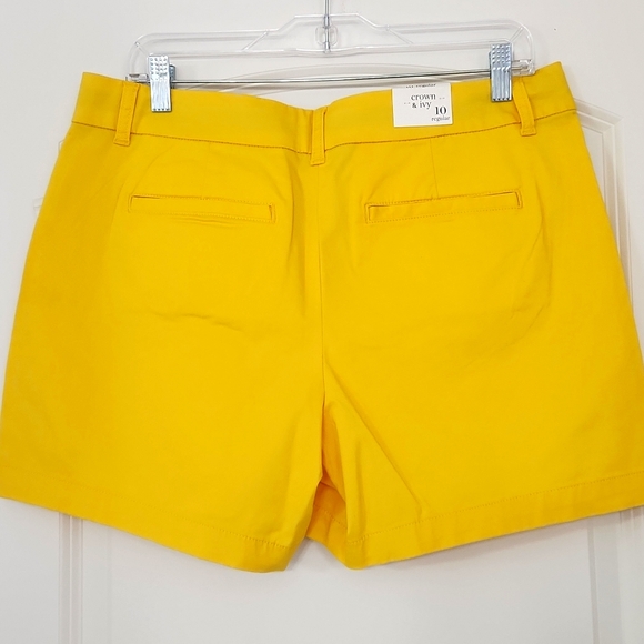 Pretty, new, bright yellow shorts by Crown & Ivy. Excellent condition! - Picture 3 of 8